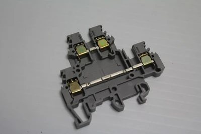 New | in-Stock Entrelec M4/6D2 Terminal Blocks California US | Davliegogo LLC #1707935