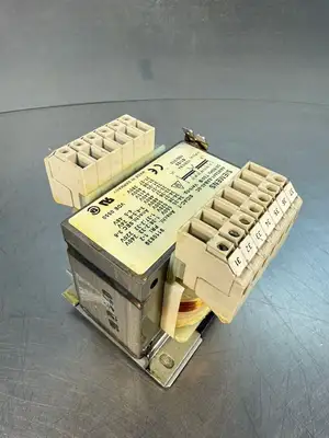 Siemens 4AM3441-8AB40-0C Sidac-T Transformer 50/60Hz (9.3.3)