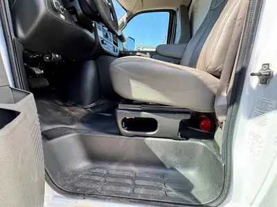 Used 2021 GMC SAVANA CUTAWAY Box trucks Florida US | Truck and Van Outlet #1509173