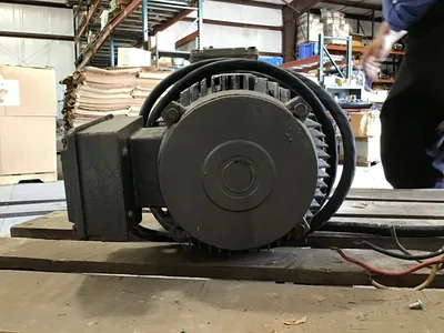 SEW GEAR MOTOR SA77TDT100M6-KS