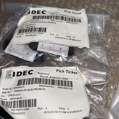 Large Lot of New various IDEC   Buttons & Caps See Photos + Warranty