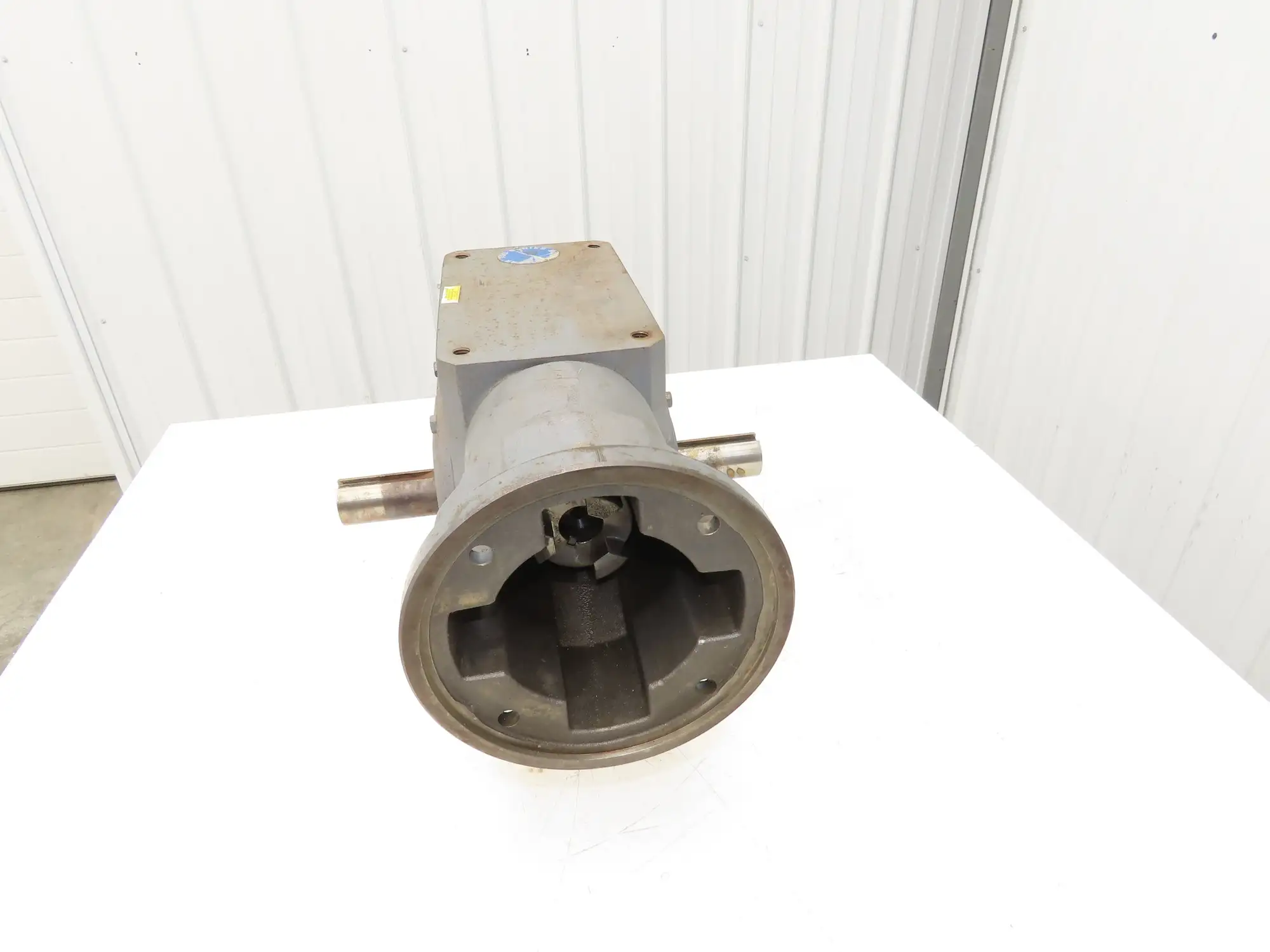 Boston Gear 700 Series Worm Gearbox 60:1 Reducer 29rpm Dual Shaft 182-215TC