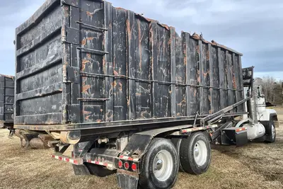 Used 1997 MACK RD688S Garbage trucks Virginia US | Proxy Equipment #1382885