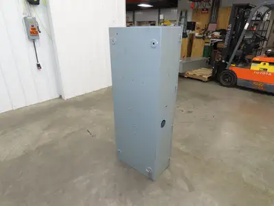 Crouse Hinds Co ASN365 Heavy Duty Safety Disconnect Switch 400A 600V Fused 250HP