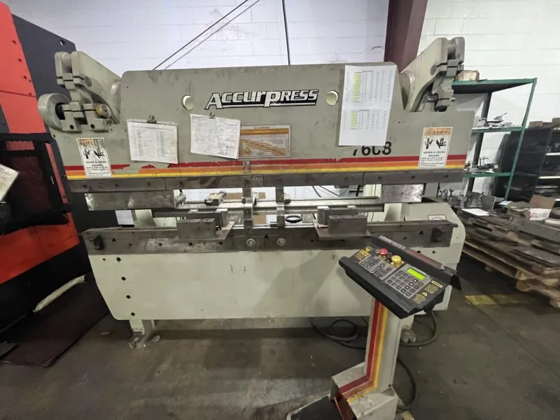 USED ACCURPRESS ADVANTAGE 7608