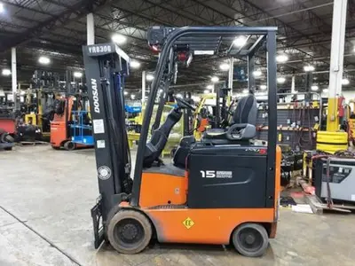 USED 2019 DOOSAN BC15S-5