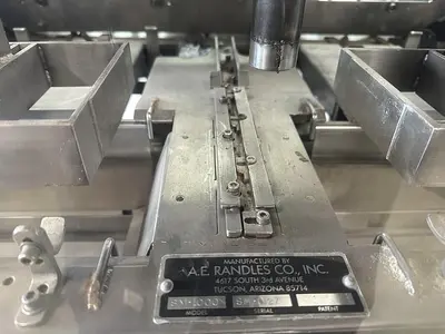 Used 1990 A.E. RANDLES 9-32 / SM-1000 Tray Formers British Columbia CA | Steep Hill Equipment Solutions #1291748
