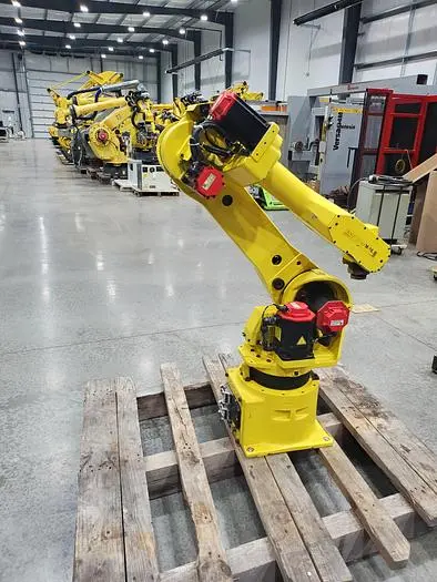 Used 2003 FANUC ARCMATE 120IB Robotic Welding Cells Ohio US | Six Axis Solutions #397904