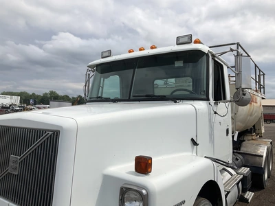Used 1997 VOLVO WG64T Water Trucks Michigan US | Miedema Asset Management Group #1304692