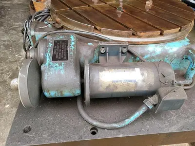 USED 1979 PRATT & WHITNEY 30'' MOTORIZED ROTARY TABLE