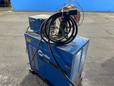 USED MILLER CP300