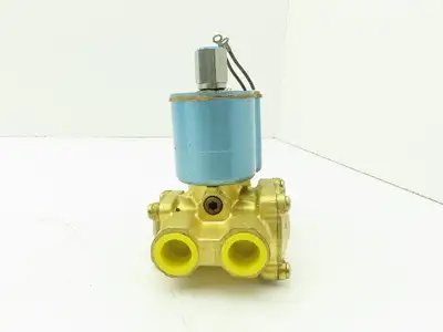 Honeywell Skinner L5LX3 Brass Solenoid Valve 3-Way NC 120V 10-150 PSI 1/2" NPT