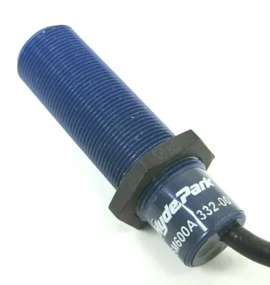 NEW HYDE PARK SM600A-332-00 PROXIMITY SENSOR SM600A33200
