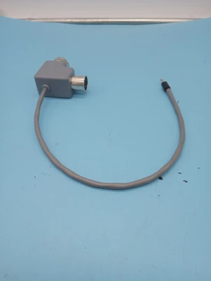 90 DEGREE ADAPTER 8 PIN  MALE TO 8 PIN FEMALE WITH   MIN1 RCA CABLE
