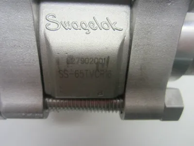 Swaglok SS-65TVCR16 Ball Valve With Whitey 133-SR Actuator SS65TVCR16