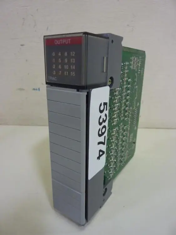 Used ALLEN BRADLEY 1746-OA16 SER D Input / Output Modules | Ideal Machinery #621505