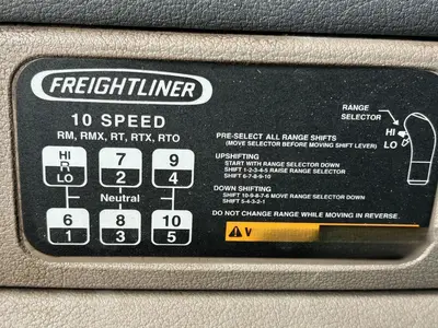 Used 2011 FREIGHTLINER CASCADIA Campers, Caravans, Motorhomes Wisconsin US | Proxy Equipment #1426135