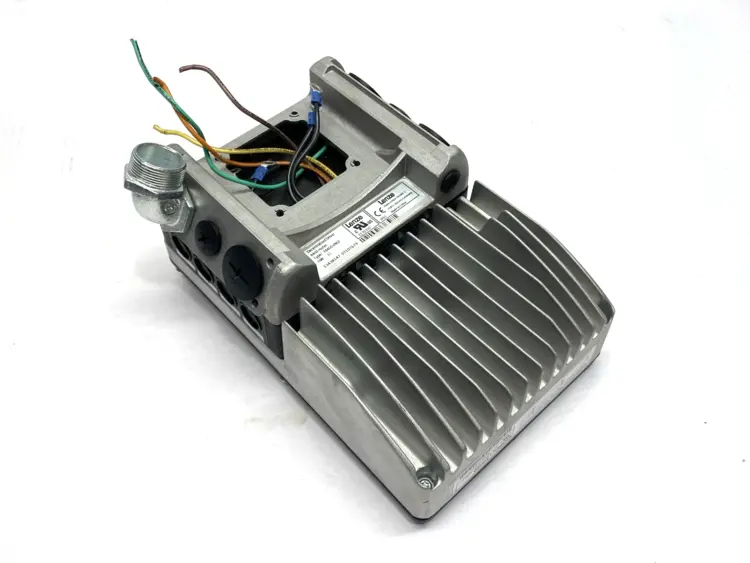 Used LENZE DECENTRALIZED DRIVE W/ E84DGVN1E 8400 MOTEC Misc Industrial Equipment | Maverick Industrial Sales #1102420