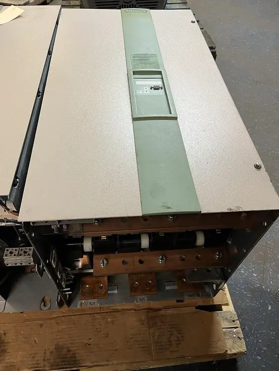 Used SIEMENS 6RA7095-4KV62-0-Z Input / Output Modules | Surplus Asset Holdings #1205960