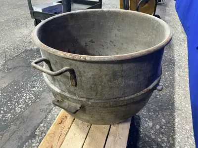 Used _UNKNOWN_ _UNKNOWN_ Bowl Lifts Ohio US | HGR 24 #1358993