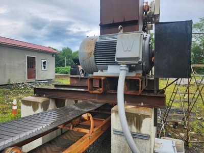USED WILLIAMNS, HAMMERMILL  DAKOTA 200 HP  40KS
