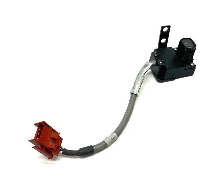 Used UNIVERSAL INSTRUMENTS _UNKNOWN_ Photoelectric Sensors Michigan US | Maverick Industrial Sales #1095999