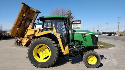USED 2014 JOHN DEERE 6105D