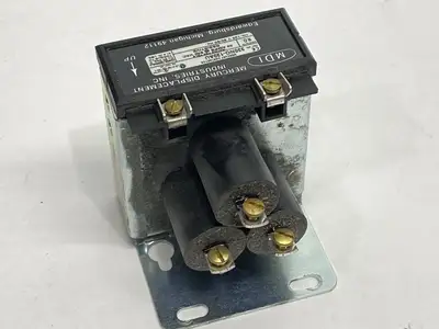 USED MDI DISPLACEMENT RELAY CONTACTOR 120V COIL 30A 600VAC