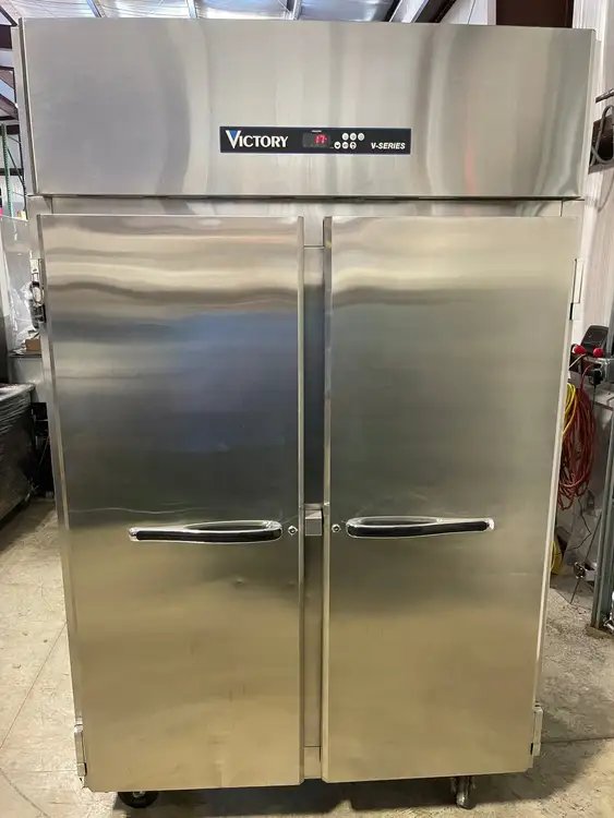 Used Victory Used Victory VF-SA-2D 52" Top Mounted Double Solid Door Reach-In Freezer 115V Freezers Illinois US | Falcon Restaurant Supply #1376127