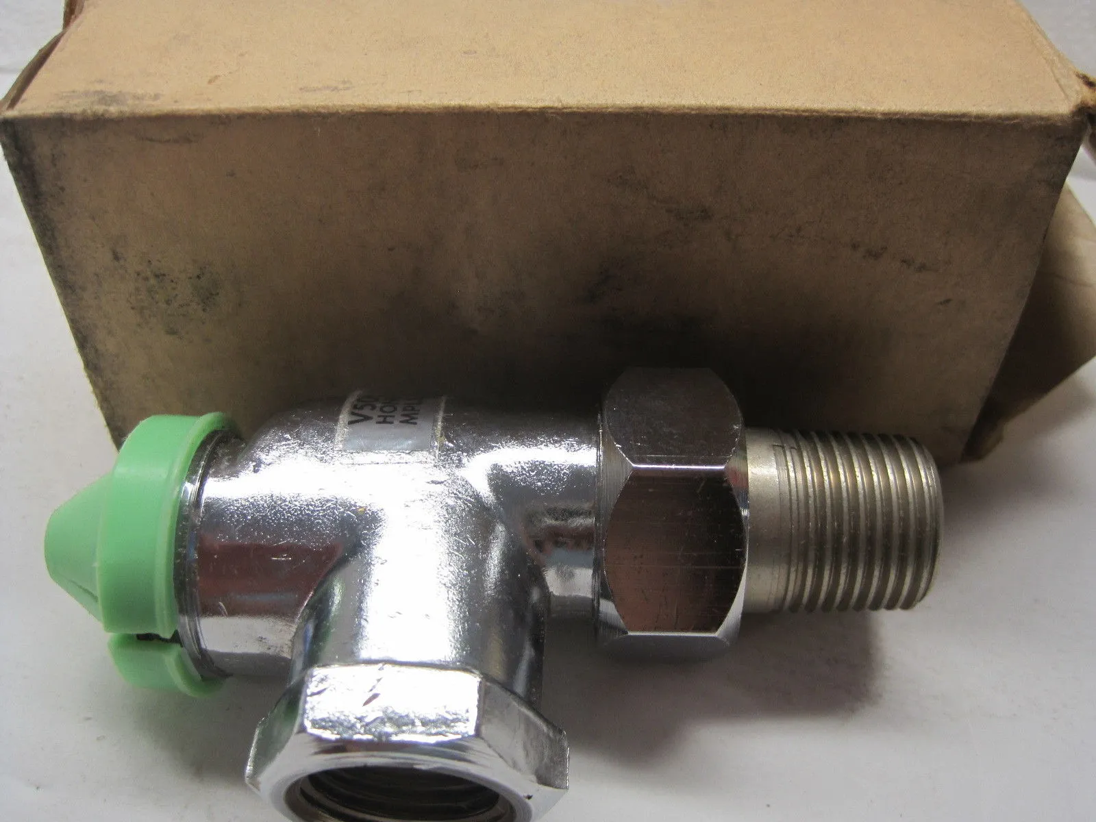 NEW HONEYWELL V5061A1055 RIGHT ANGLE BODY