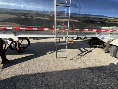 Used 2015 WALKER MILK TANKER TRAILER Liquid Supply Trailers Michigan US | Miedema Asset Management Group #1709444