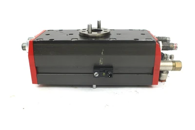 Gimatic AT-25180-P Pneumatic Gripper