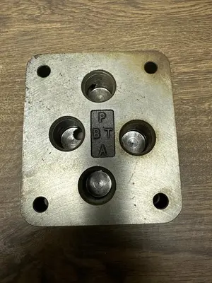 New | in-Stock VICKERS 316601 Pump & Valve Parts Ohio US | Surplus Asset Holdings #1247288