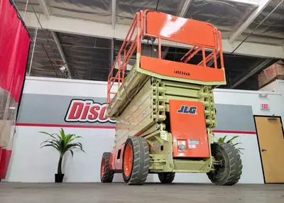 USED 2017 JLG 4069LE