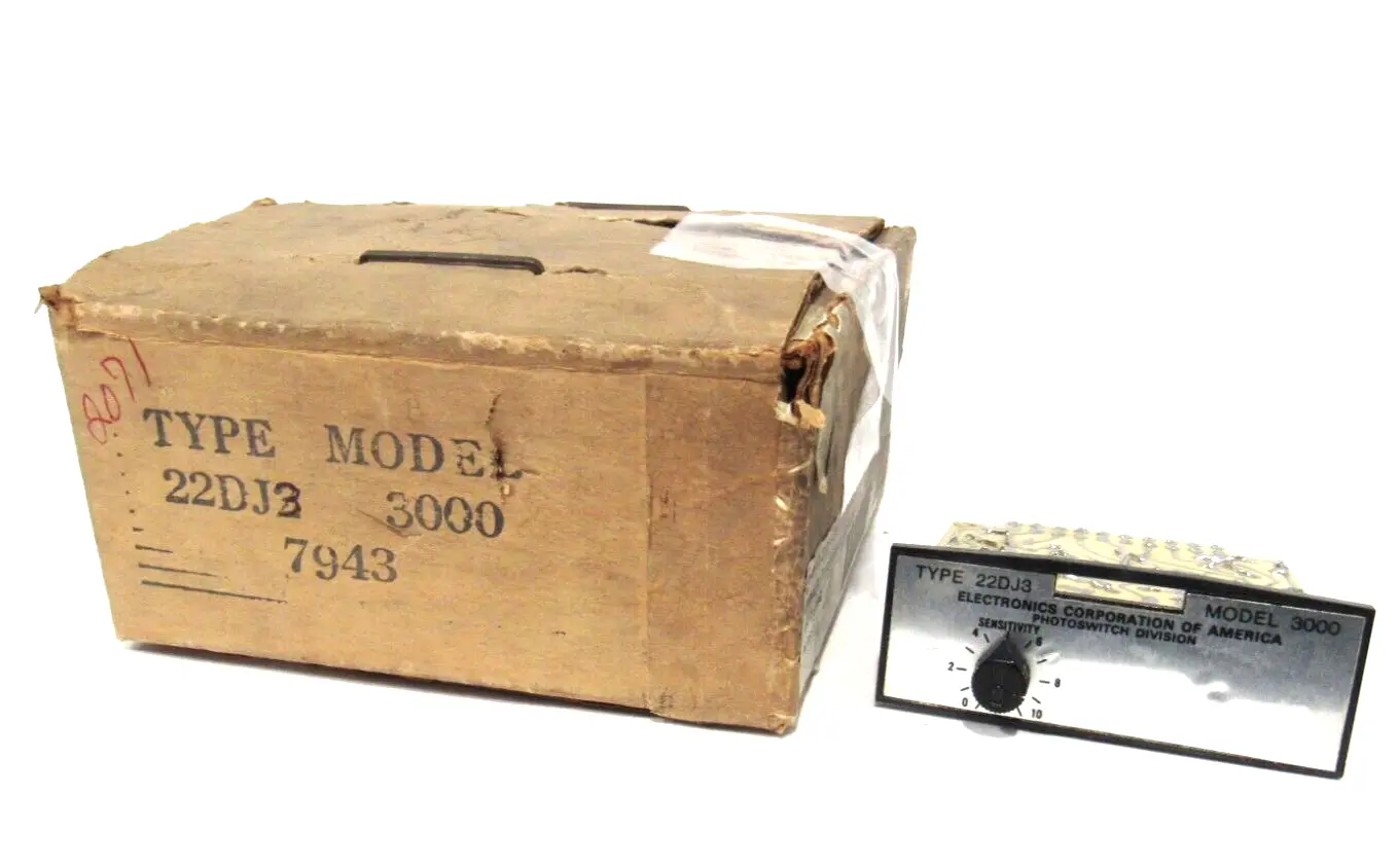 USED ALLEN BRADLEY 22DJ3-3000 PHOTOELECTRIC CARD 22DJ33000