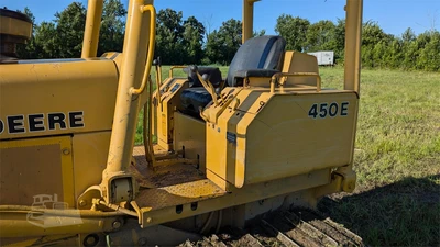 USED 1985 DEERE 450E
