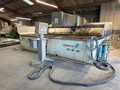 USED 2012 FLOW MACH