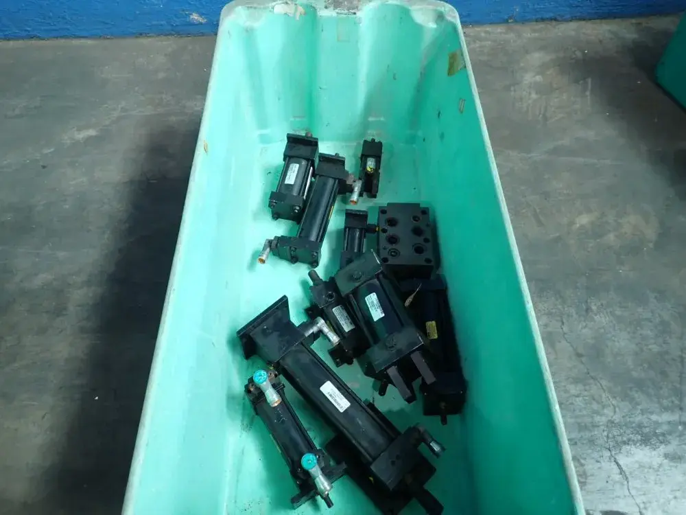 Parker Hydraulic Cylinders, Mainfold Block
