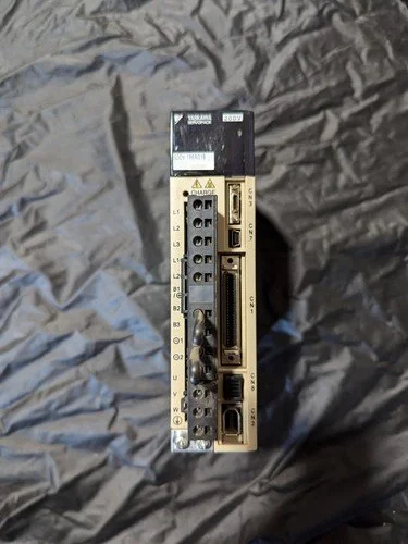 Used YASKAWA SGDV-1R6A01B002000 Servo Drives Missouri US | Up Time Machines #785358
