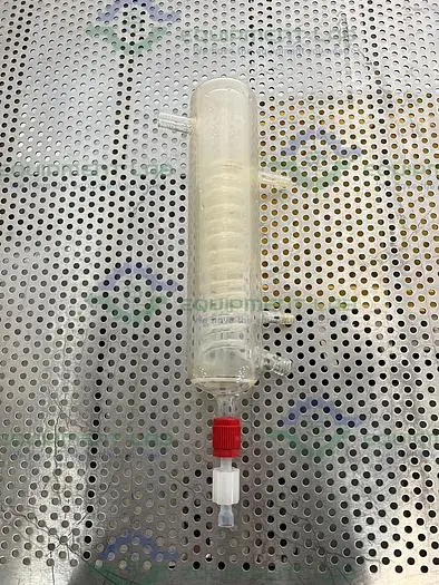 Used UNBRANDED SPIRALED COIL CONDENSER _UNKNOWN_ Glassware - Other | Equipment Lab #486191