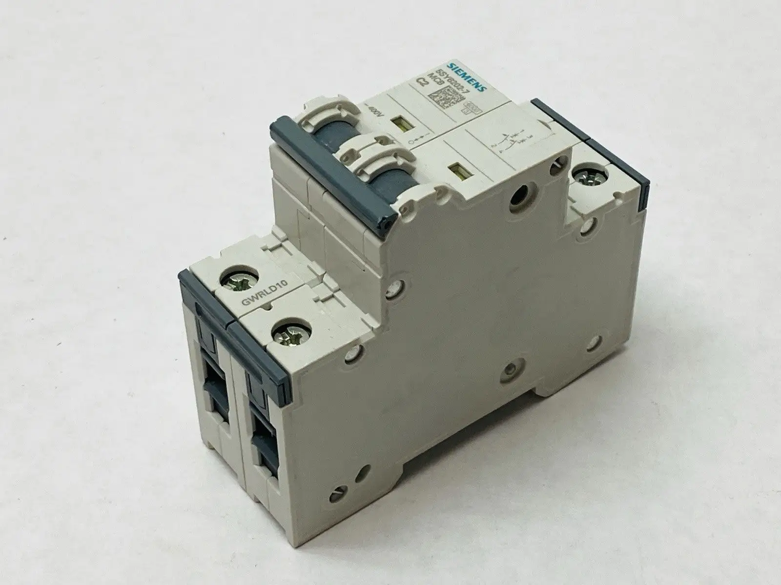 5SY6202-7 | Siemens  Miniature Circuit Breaker 2-Pole 2A 400V - New Other