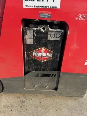 Used RAYMOND 425C35TT 3-Wheel Stand up Electric Counterbalance Forklifts Illinois US | Somerset Equipment Sales #1546199