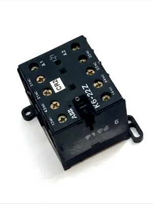 Used ABB Mini Contactor Relay 4-Pole 2NO 2NC Screw Terminal PLC Contactors Michigan US | Maverick Industrial Sales #1401395