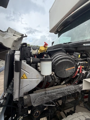 Used 2021 INTERNATIONAL SHOWHAULER CUSTOM 4X4 Campers, Caravans, Motorhomes Michigan US | Miedema Asset Management Group #1580270