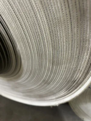 New 6 Rolls 59.5″ Smooth Top Rubber Conveyor Belt 3mm x Approx. 700′