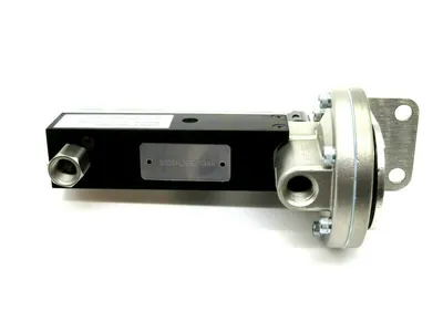 NEW BROOKS INSTRUMENT 1350GAL3EBJN1ARA FLOW METER