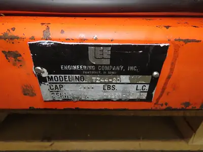 Presto TZ44-20 Container Tilter Tipper 45° 2000lbs 120V 44x48" Top Tote Drive On
