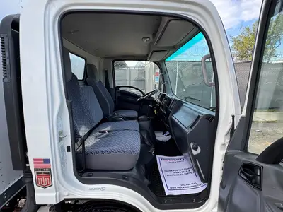 Used 2023 ISUZU NPR HD Box trucks Florida US | Truck and Van Outlet #1708746