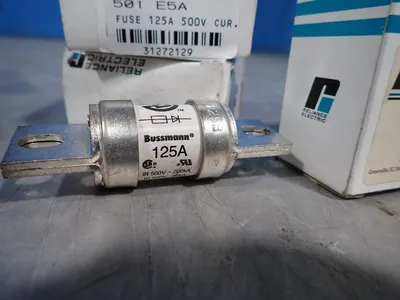 NEW BUSSMANN 64676120AUX