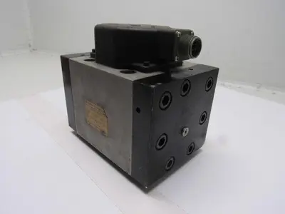 Peqasus 1282NC Hydraulic Servo Valve 22 Ohm 60GPM